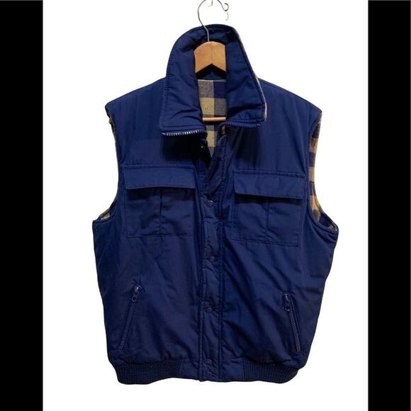 Vintage reversible navy blue and plaid cozy vest! First class brand in Sz L - Picture 1 of 9